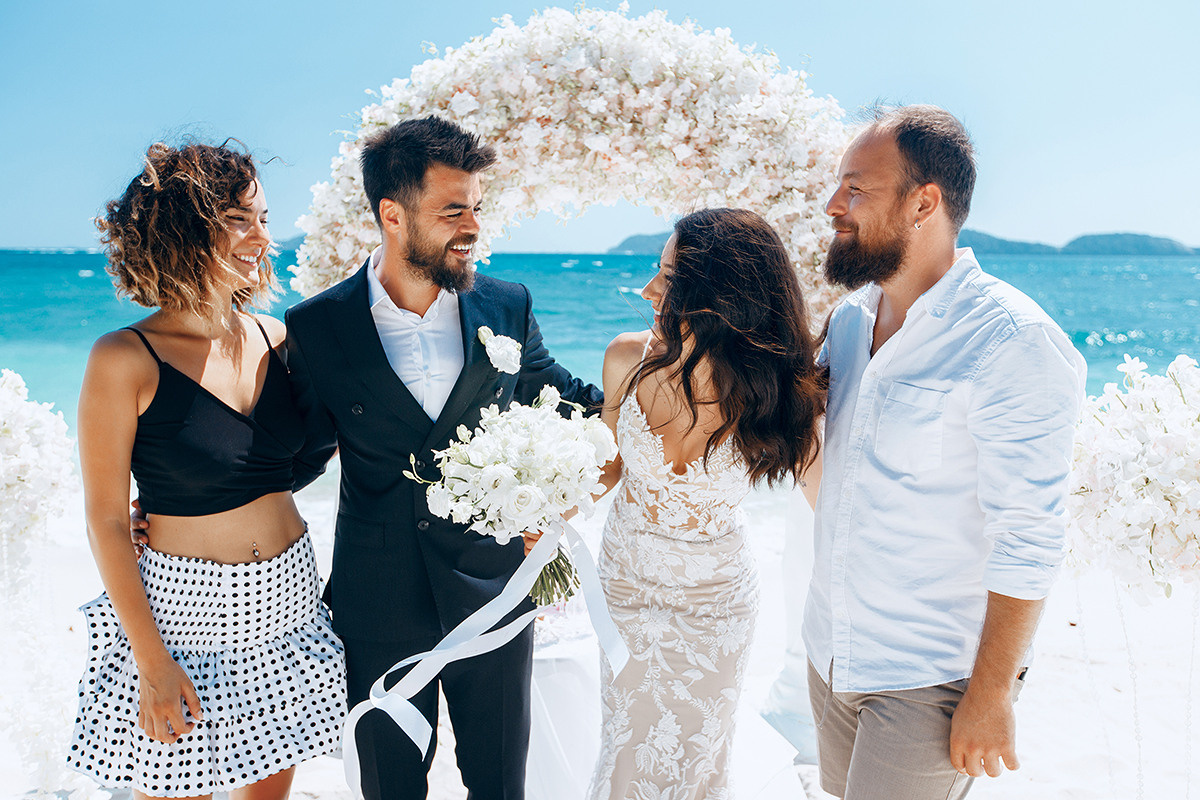 Wedding ceremony for a couple from Turkey in Phuket. Photographer in Phuket. Photographer Thailand