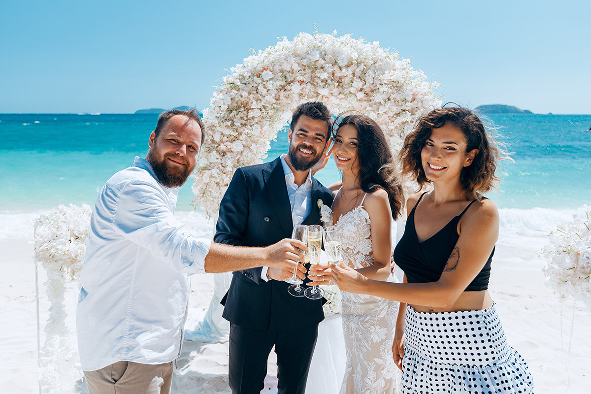 Wedding ceremony for a couple from Turkey in Phuket. Photographer in Phuket. Photographer Thailand