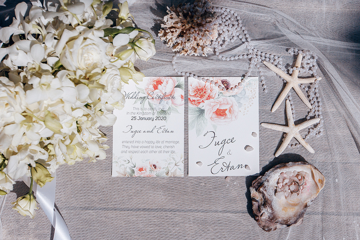 Wedding ceremony for a couple from Turkey in Phuket. Photographer in Phuket. Photographer Thailand