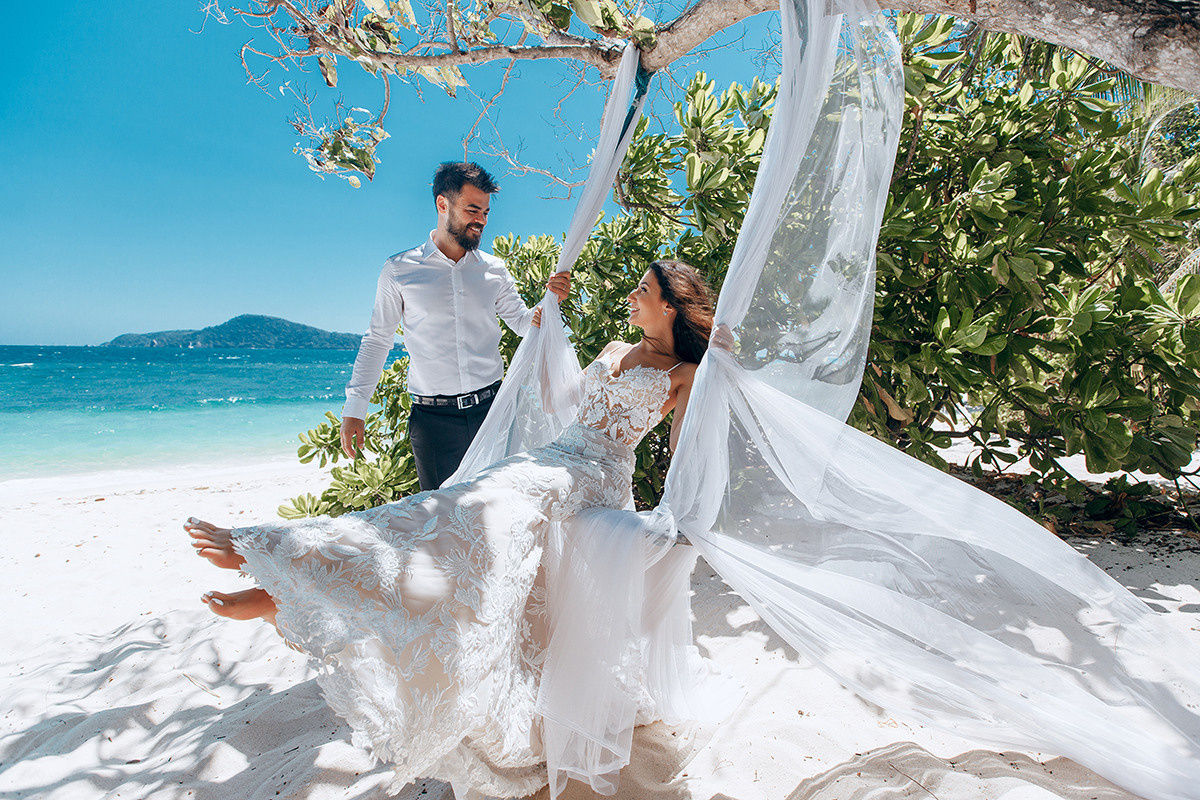 Wedding ceremony for a couple from Turkey in Phuket. Photographer in Phuket. Photographer Thailand