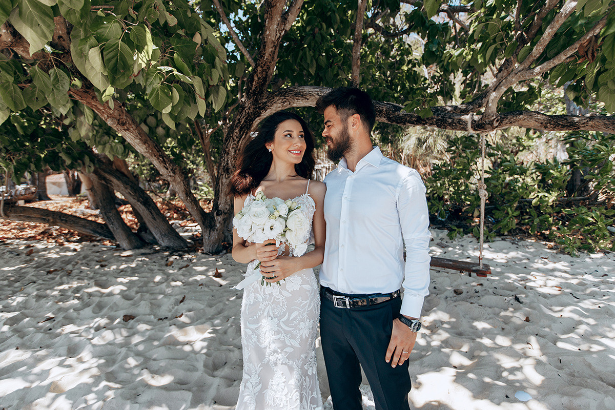 Wedding ceremony for a couple from Turkey in Phuket. Photographer in Phuket. Photographer Thailand