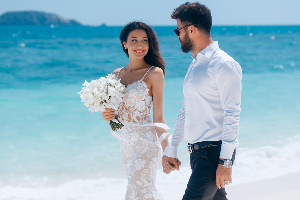 Wedding ceremony for a couple from Turkey in Phuket. Photographer in Phuket. Photographer Thailand