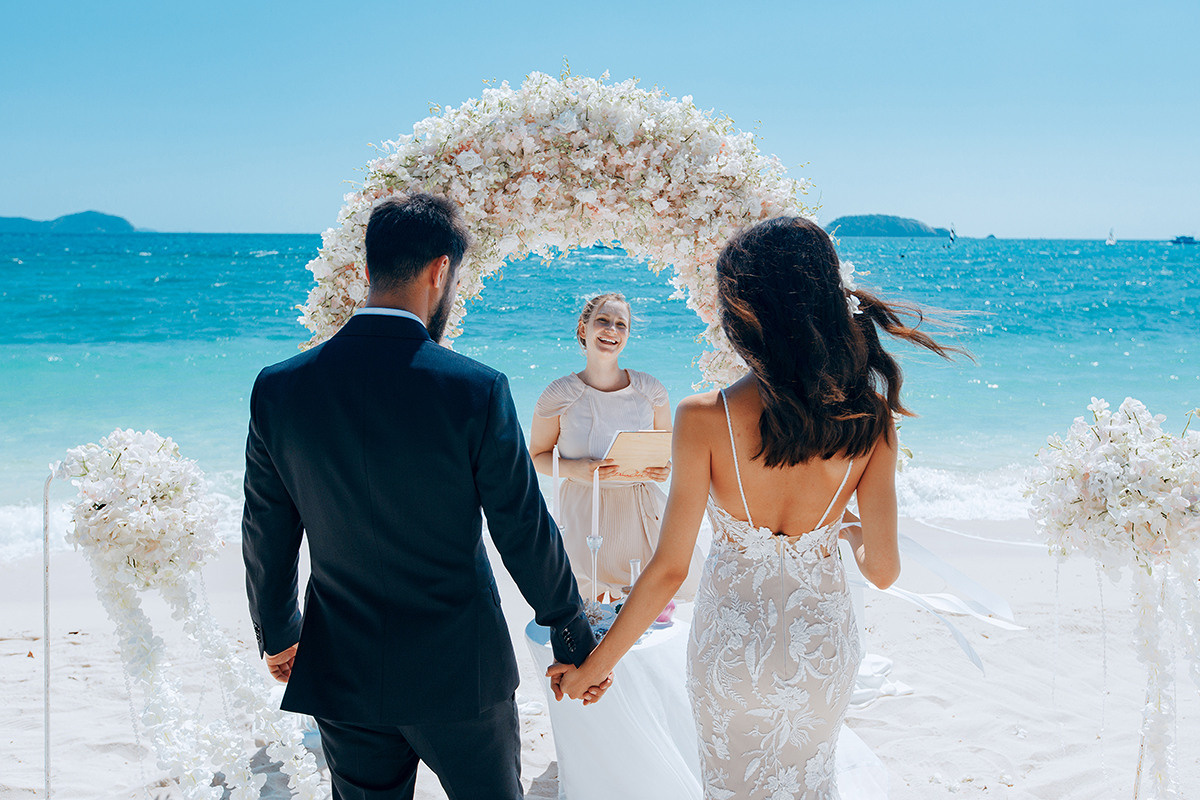 Wedding ceremony for a couple from Turkey in Phuket. Photographer in Phuket. Photographer Thailand
