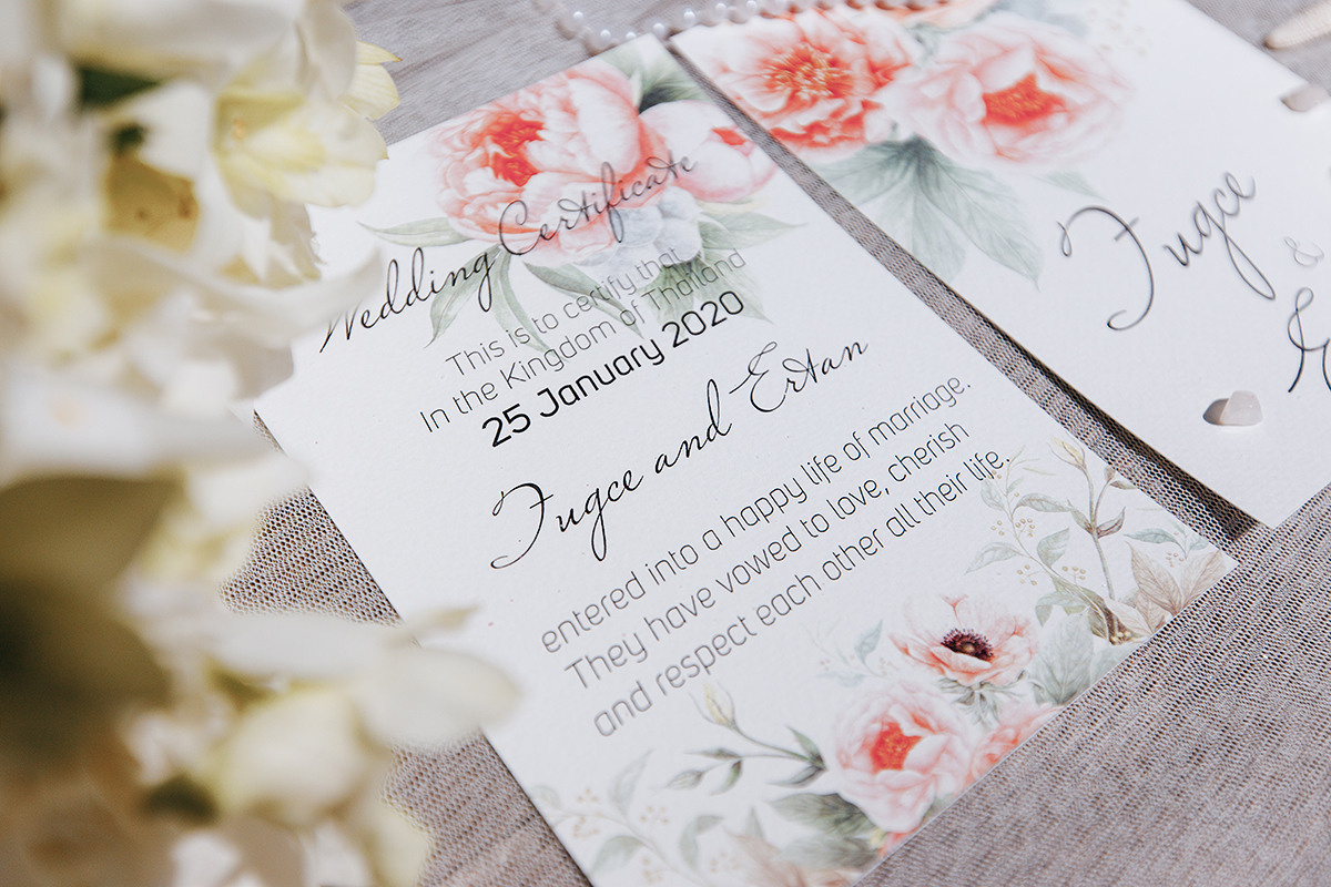 Wedding ceremony for a couple from Turkey in Phuket. Photographer in Phuket. Photographer Thailand