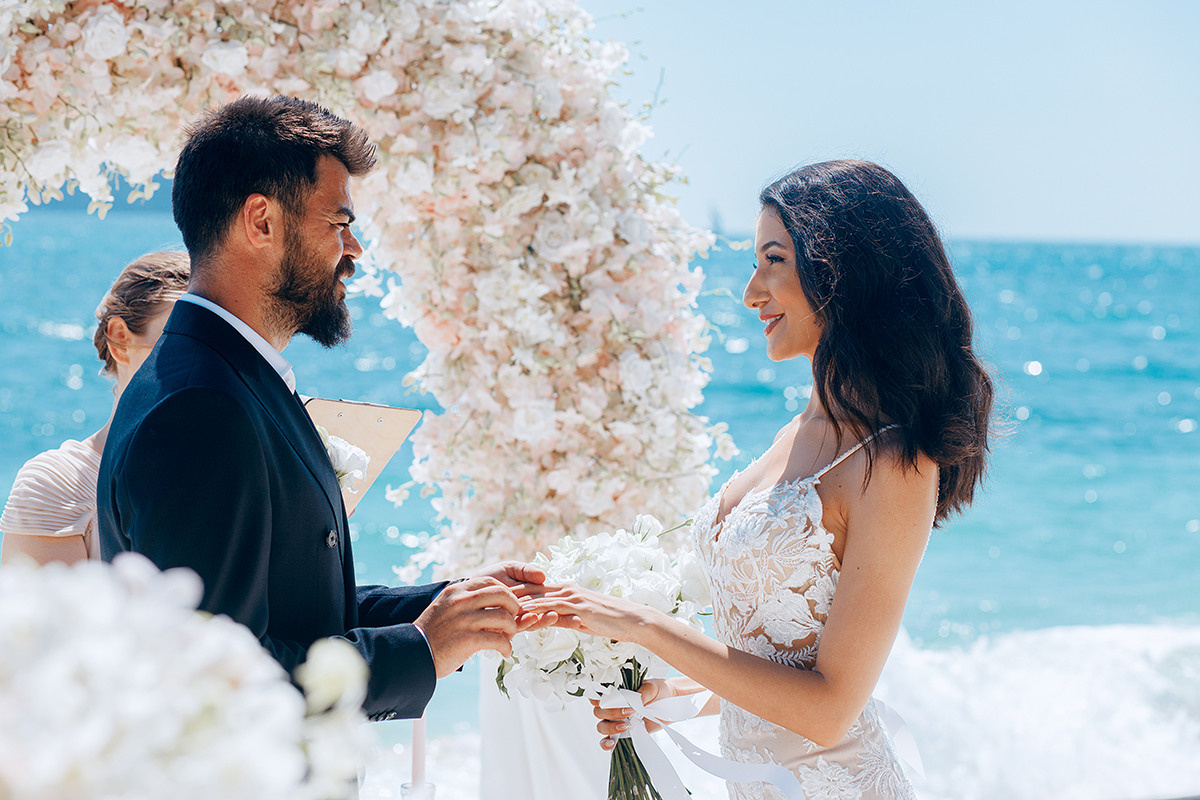 Wedding ceremony for a couple from Turkey in Phuket. Photographer in Phuket. Photographer Thailand