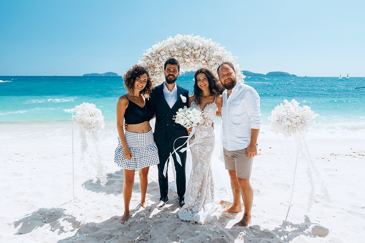 Wedding ceremony for a couple from Turkey in Phuket. Photographer in Phuket. Photographer Thailand