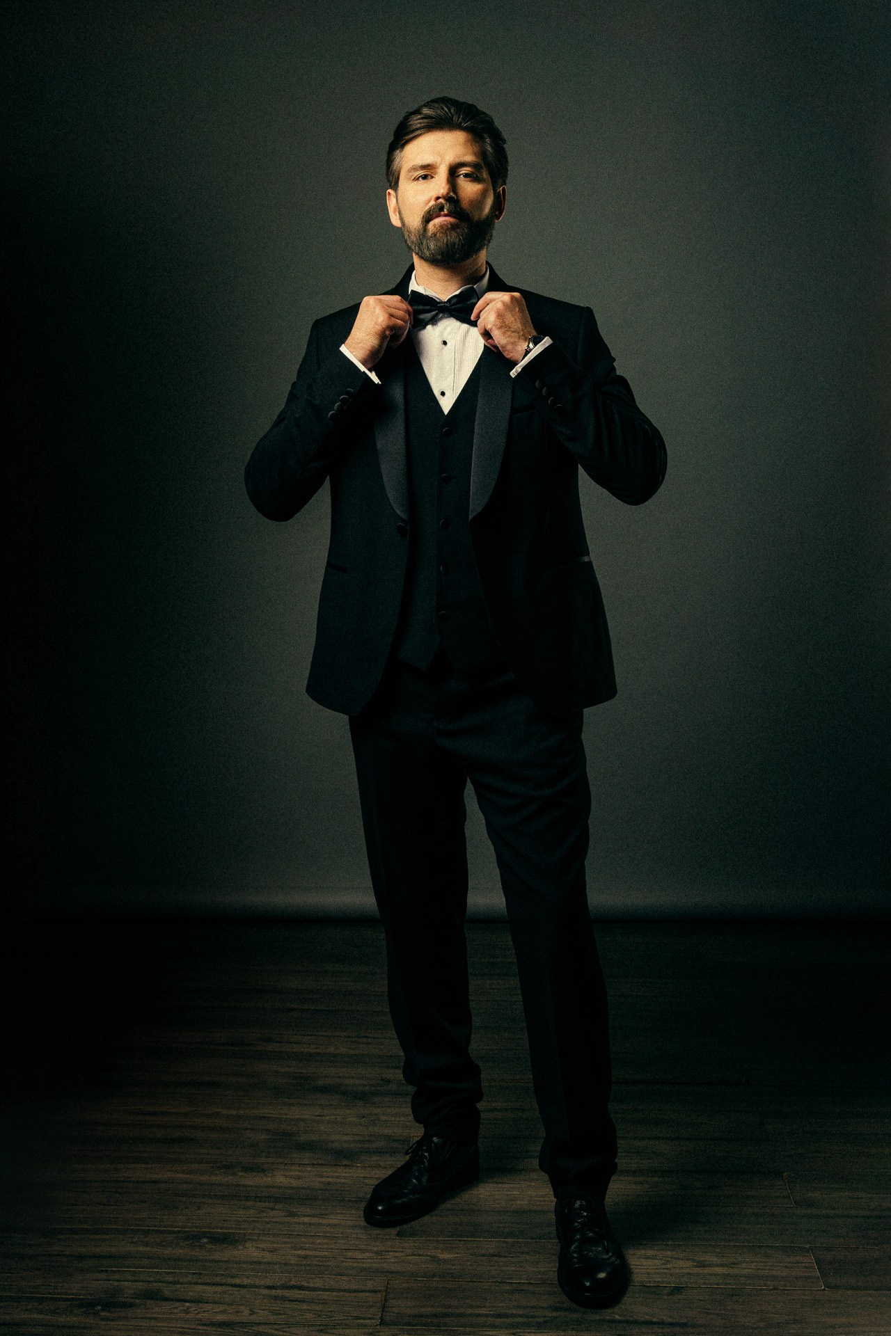 Мужской портрет, актерское портфолио, бизнес фото. Алексей Никифоров | Фотограф в Москве и МО. Свадьбы • Портреты • Репортаж • Авто. Живые кадры и профессиональный подход в Химках и Красногор