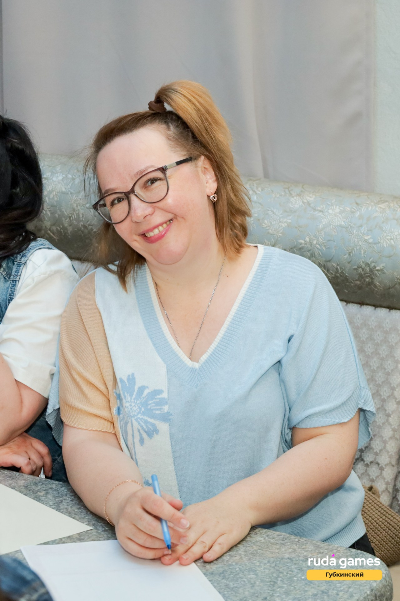 19 мая 2024 года. Фотограф в Губкинском | Александра Артамонова