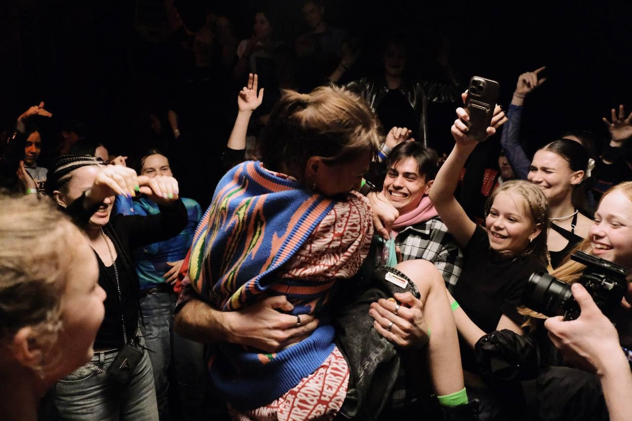 Танец. Аня белка — художница и фотограф