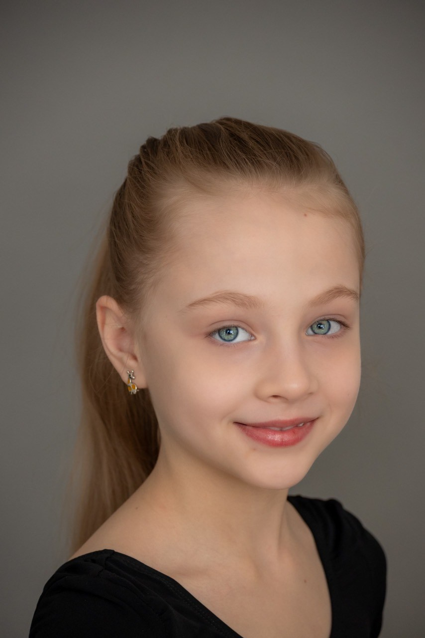 Галюта Ульяна. Model base