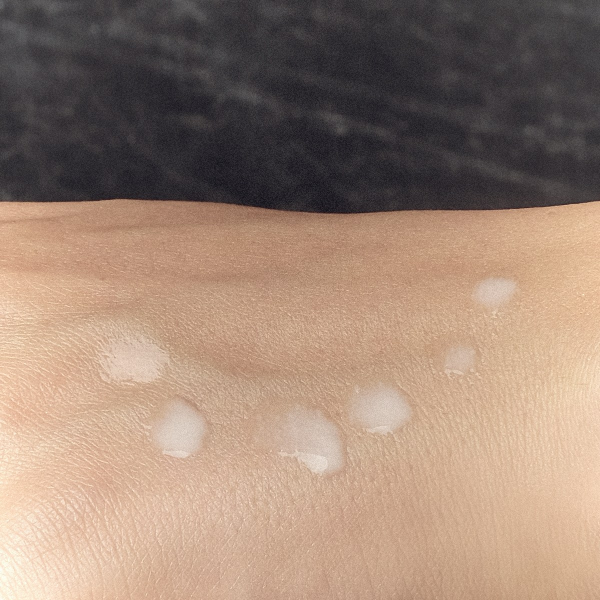 BEAUTY FOR OKOLO. Alinsmv