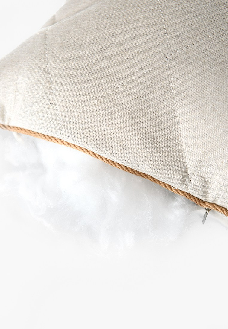 Bio-Textiles подушки с наполнителем. Фотограф для маркетплейсов в г. Иваново Клещенок Юлия