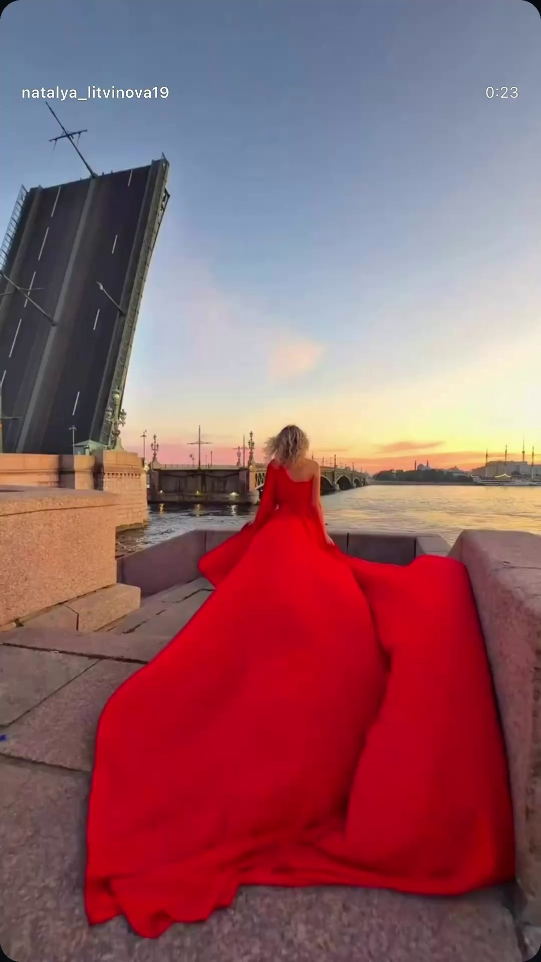 Antonina Рассвет у Троицкого моста✨. Фотограф Natalya Litvinova