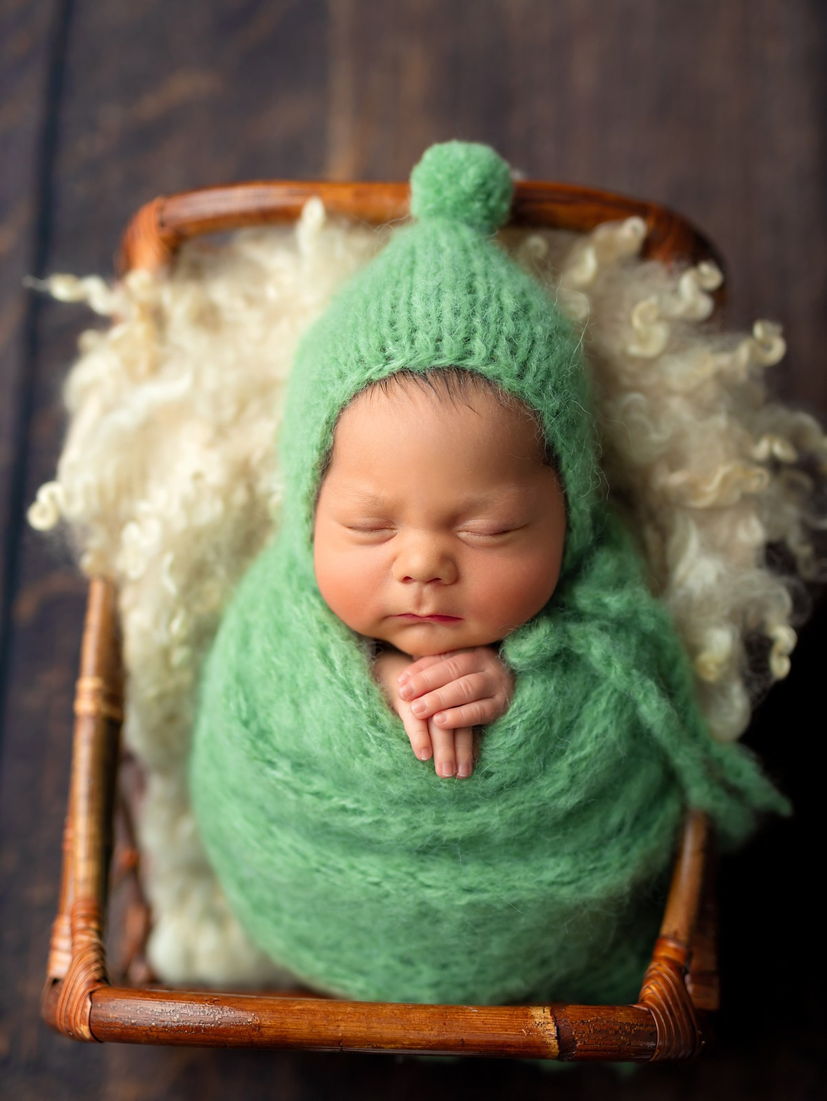 Newborn. Фотограф новорождённых в Казани Нейля Гильмутдинова ньюборн