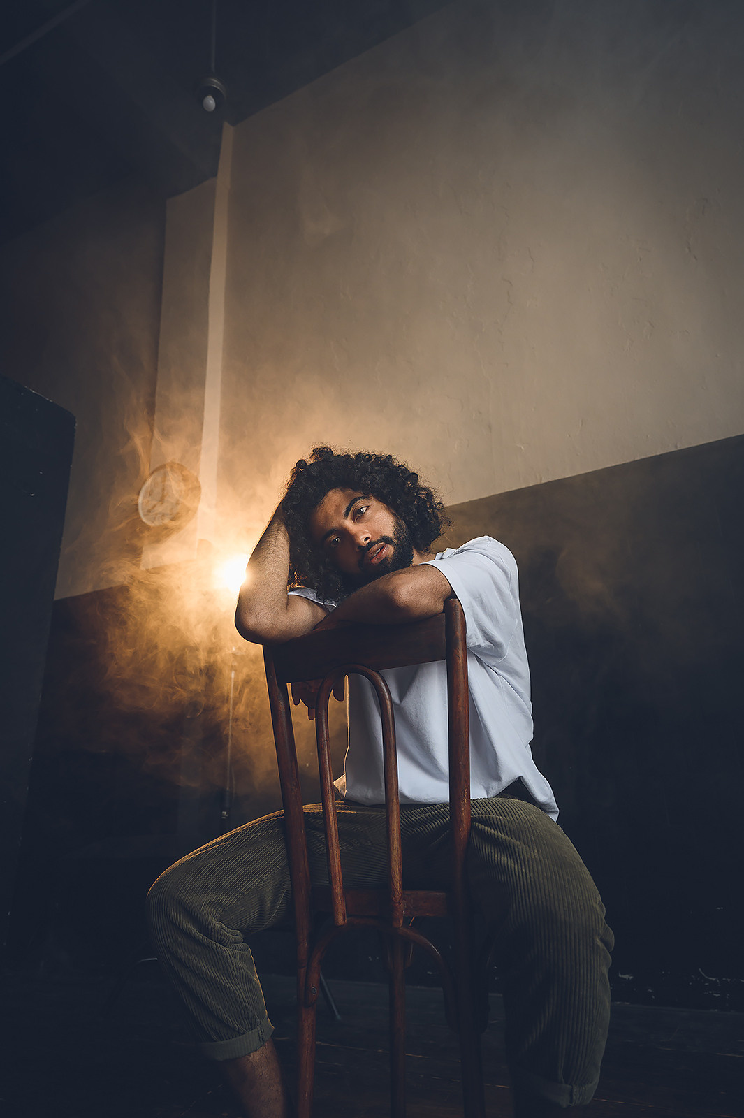 Мужской студийный портрет. Фотограф Светозар Андреев