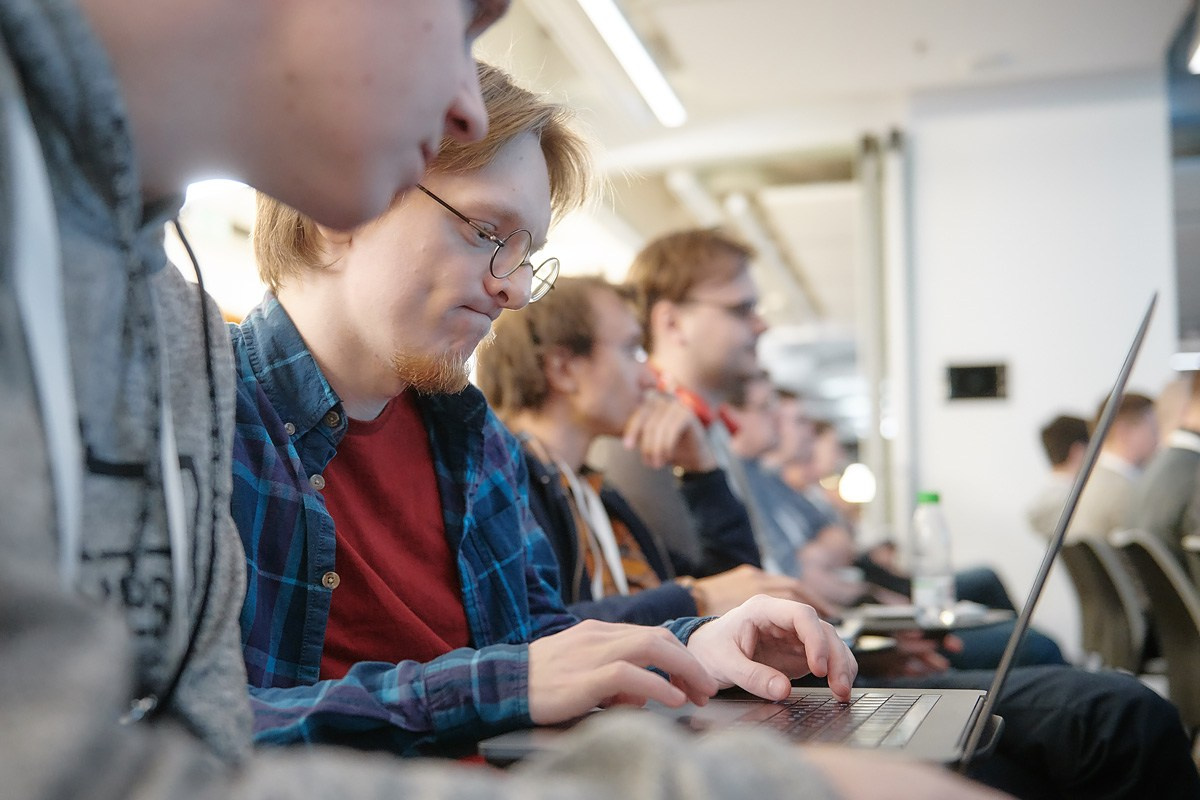 Митап в Avito. Репортажный фотограф в Москве Вадим Францев