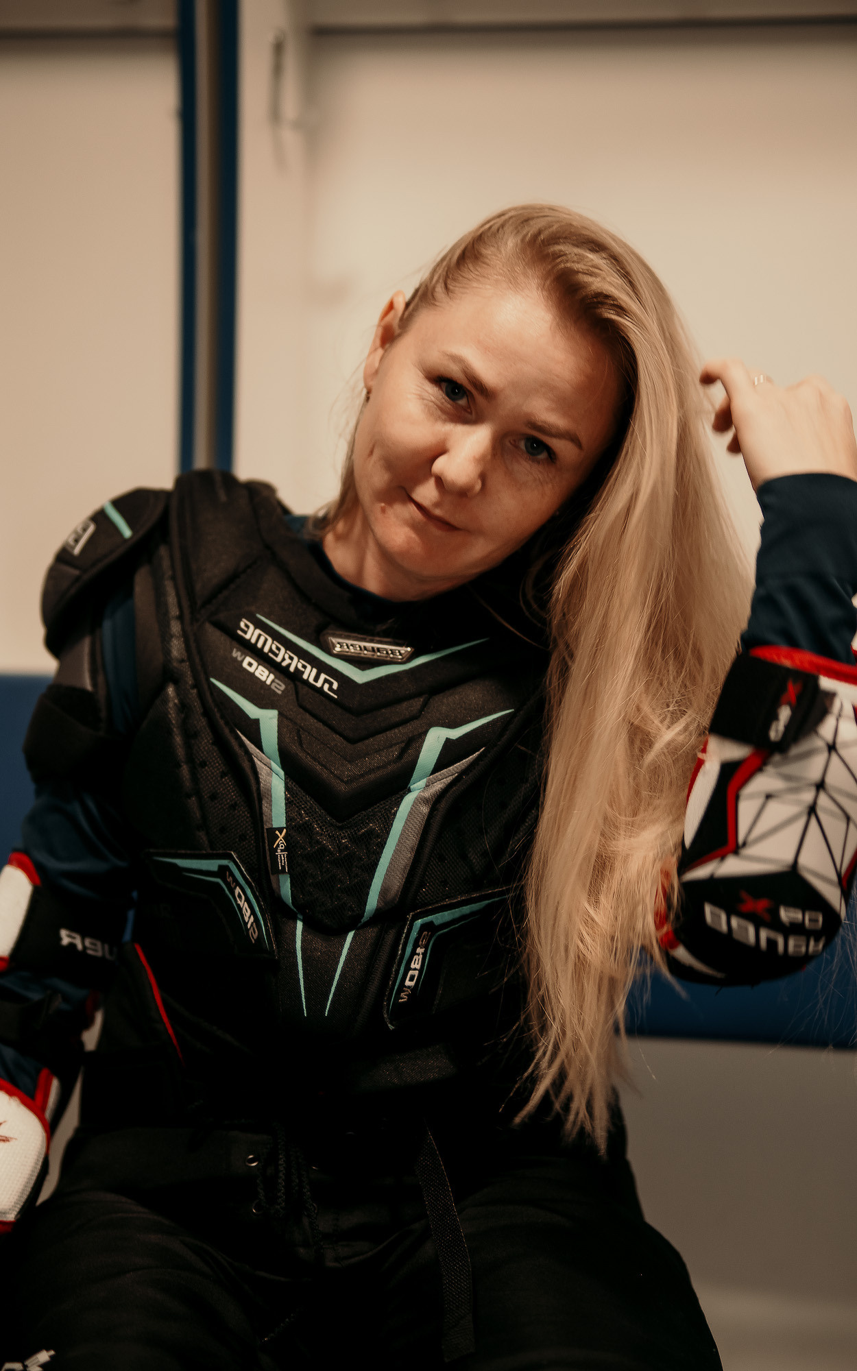 Деффчонки — хоккеистки: первая женская команда в Сочи. Фотограф в Сочи Елена Лисотина. Фототуры в Сочи