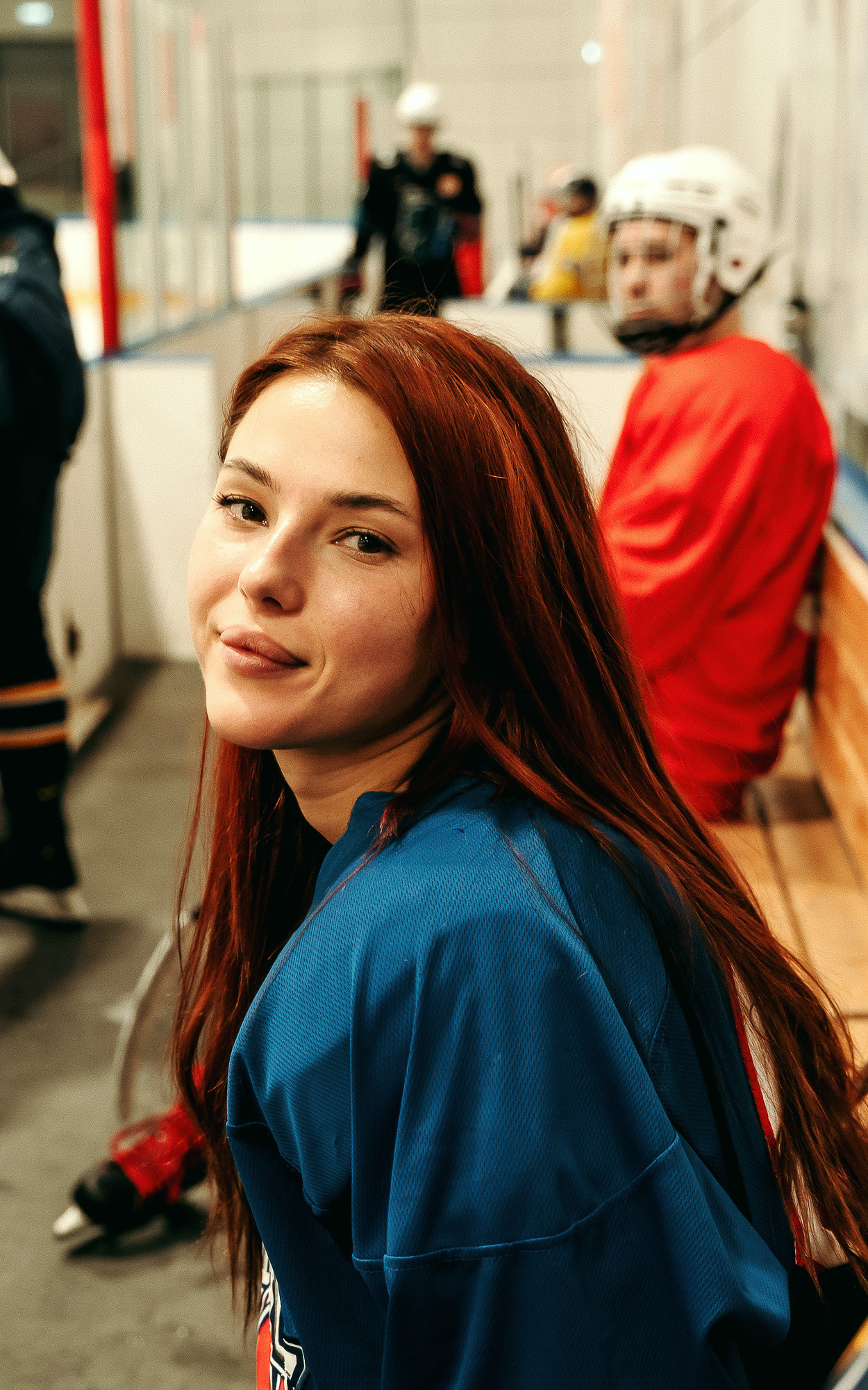 Деффчонки — хоккеистки: первая женская команда в Сочи. Фотограф в Сочи Елена Лисотина. Фототуры в Сочи