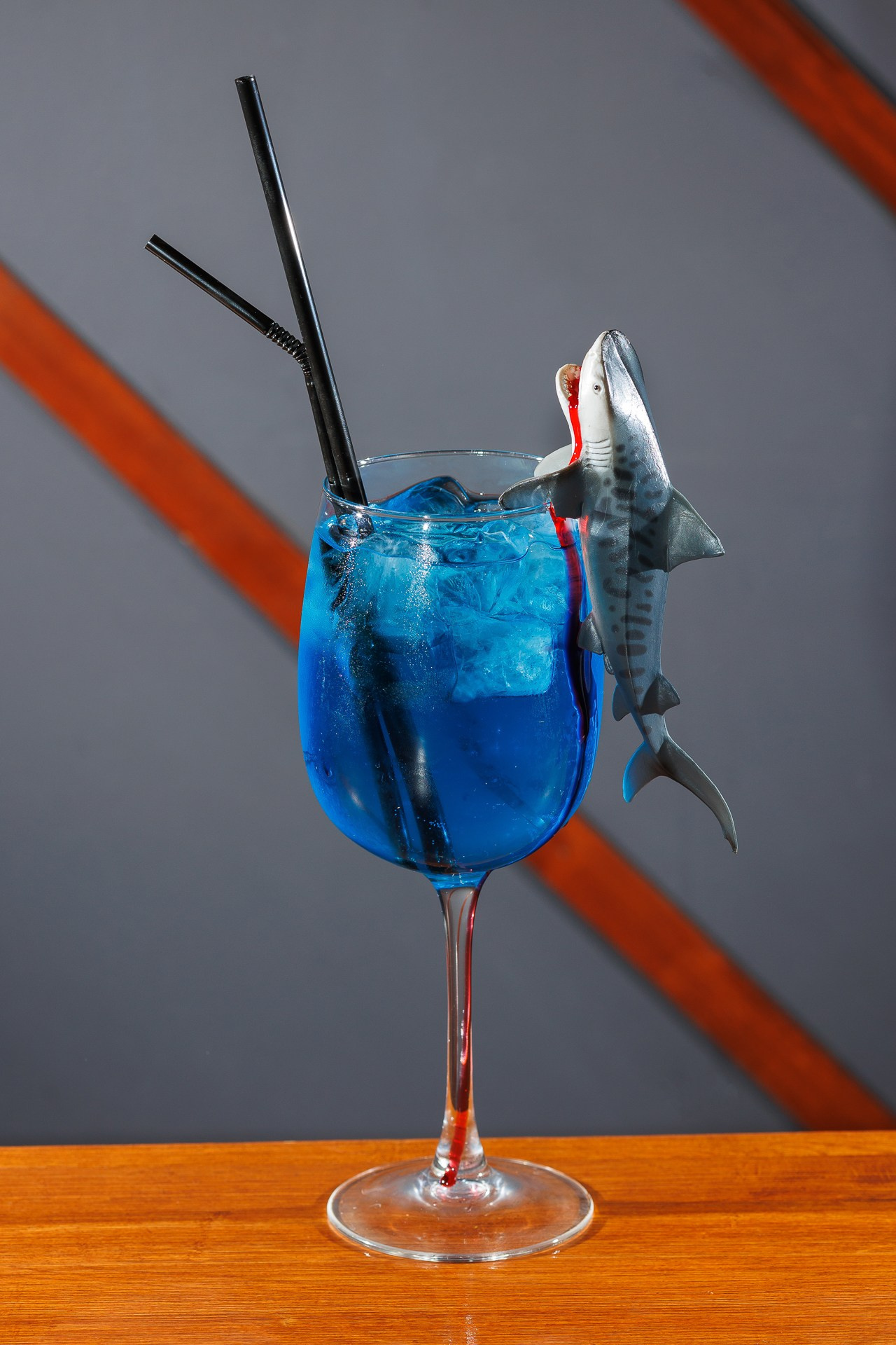 ЭльКрыша. Фотосъёмка для бизнеса — предметное фото, репортаж с мероприятий, портреты людей, съёмка интерьера и экстерьера