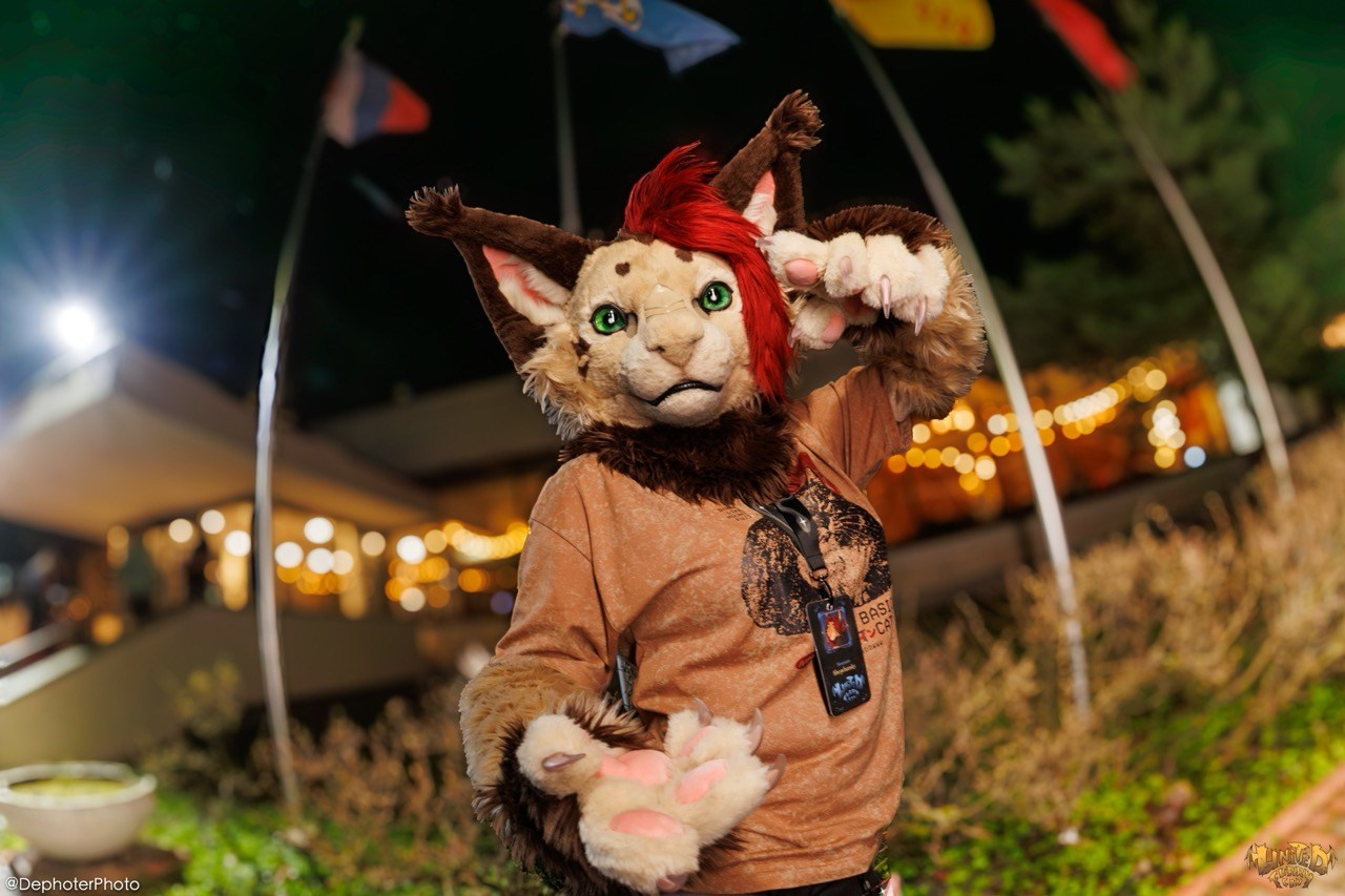 United Furry Convention 2026. Различные мероприятия и просто фотографии людей