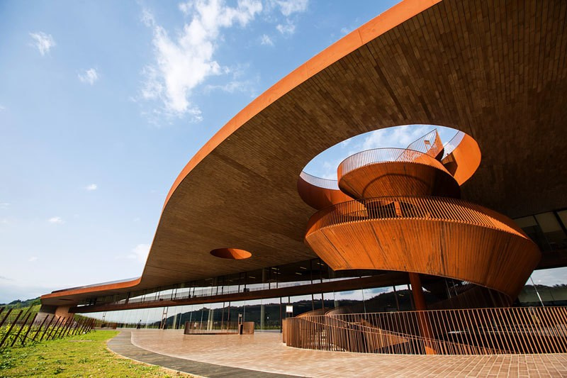 Nuova Cantina Antinori (Италия). Фотограф для маркетплейсов Михаил Бове