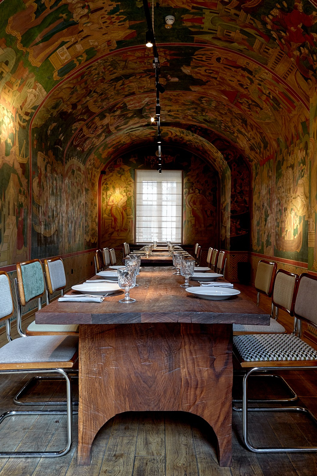 Ресторан БАГЕБИ. Lena Smi is an interior and portrait photographer. Moscow and St. Petersburg