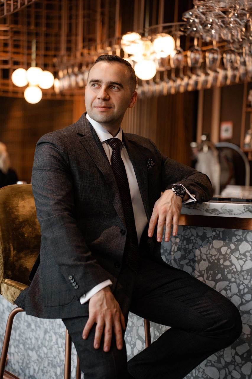 Свадебная фотосессия в Отеле Mövenpick Moscow Taganskaya в центре Москвы