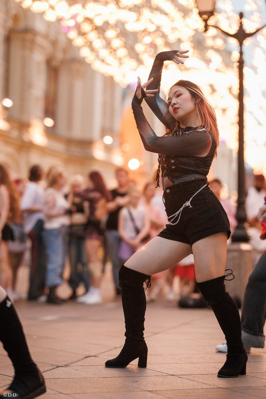 Cover dance in public'. Различные мероприятия и просто фотографии людей