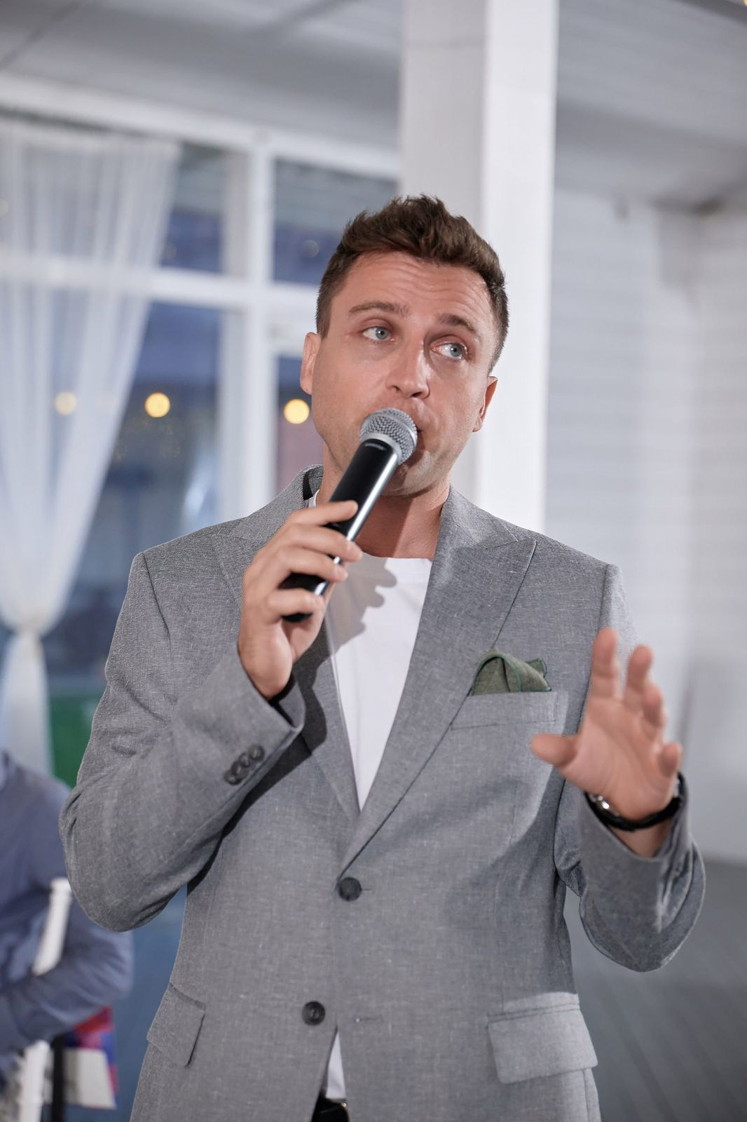 Ведущий Федоров. Подрядчики и друзья сети свадебных площадок House for wedding