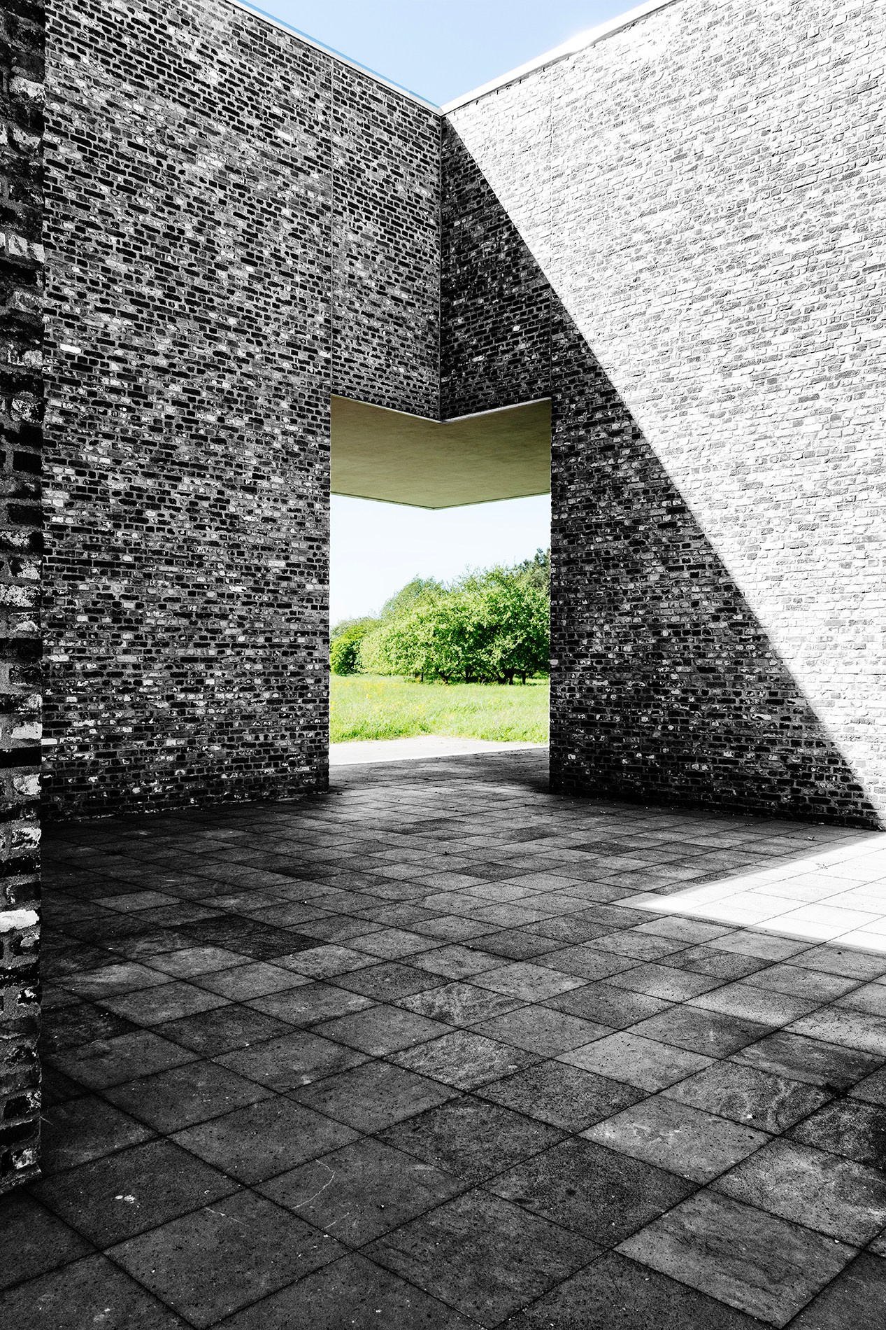 Vestibulum. Vasiliy Riabovol — Fine Art Photographer | Time, Space, and Silence