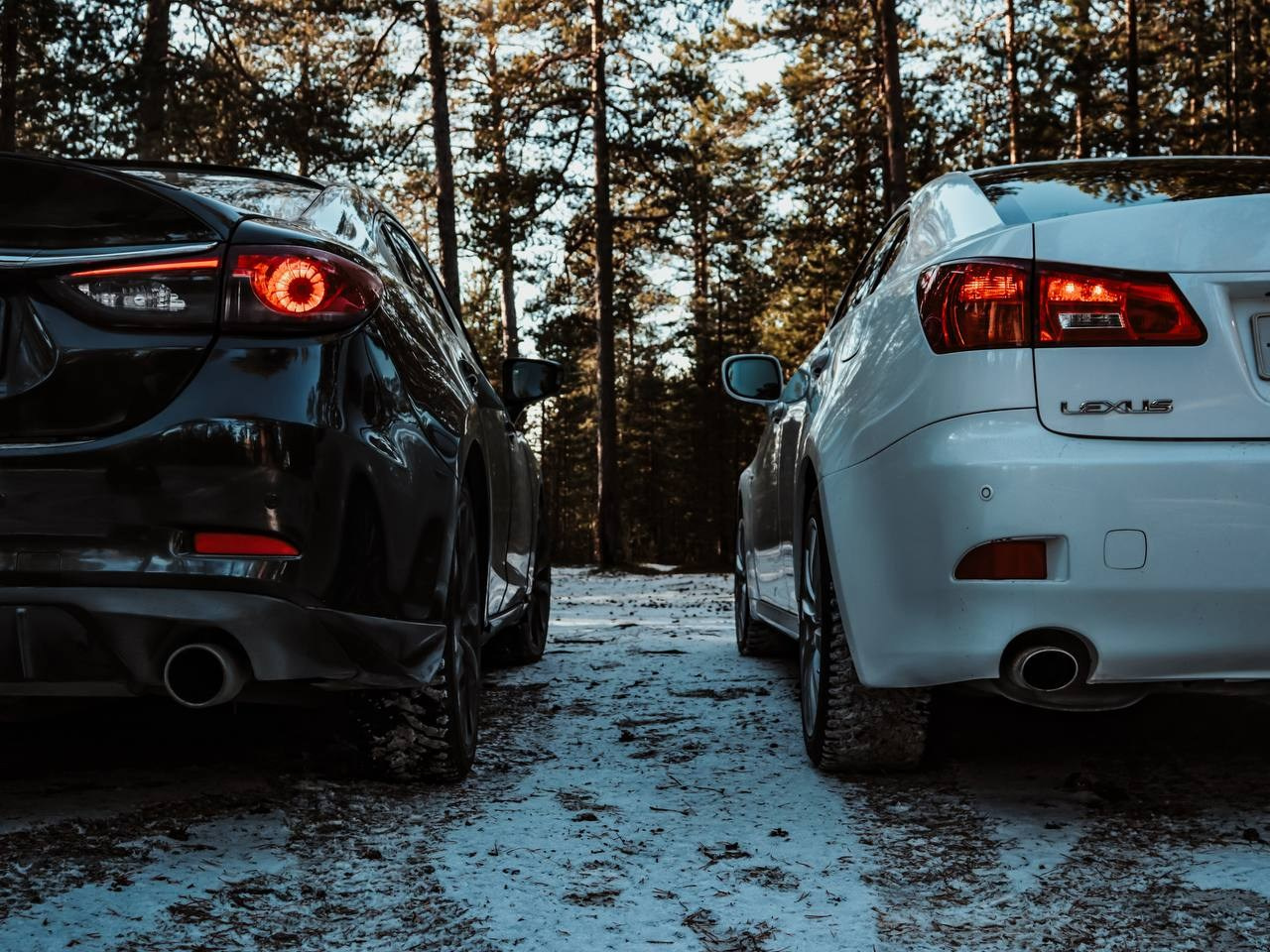 Фотосессия «Тандем инь‑ян: Mazda & Lexus». Душевный фотограф в Ноябрьске