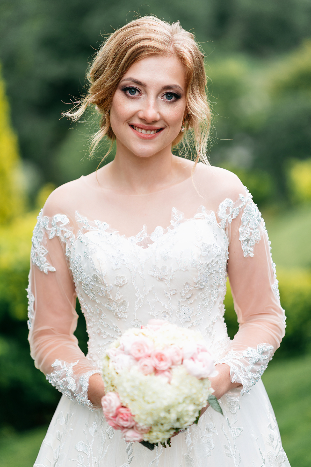 Владимир и Мария. Олег и Мария Ивановы фотограф и видеограф в Пскове Санкт - Петербурге