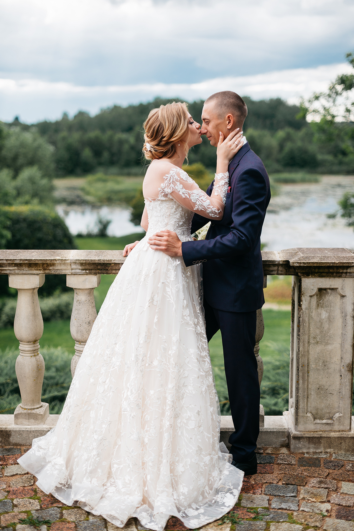 Владимир и Мария. Олег и Мария Ивановы фотограф и видеограф в Пскове Санкт - Петербурге