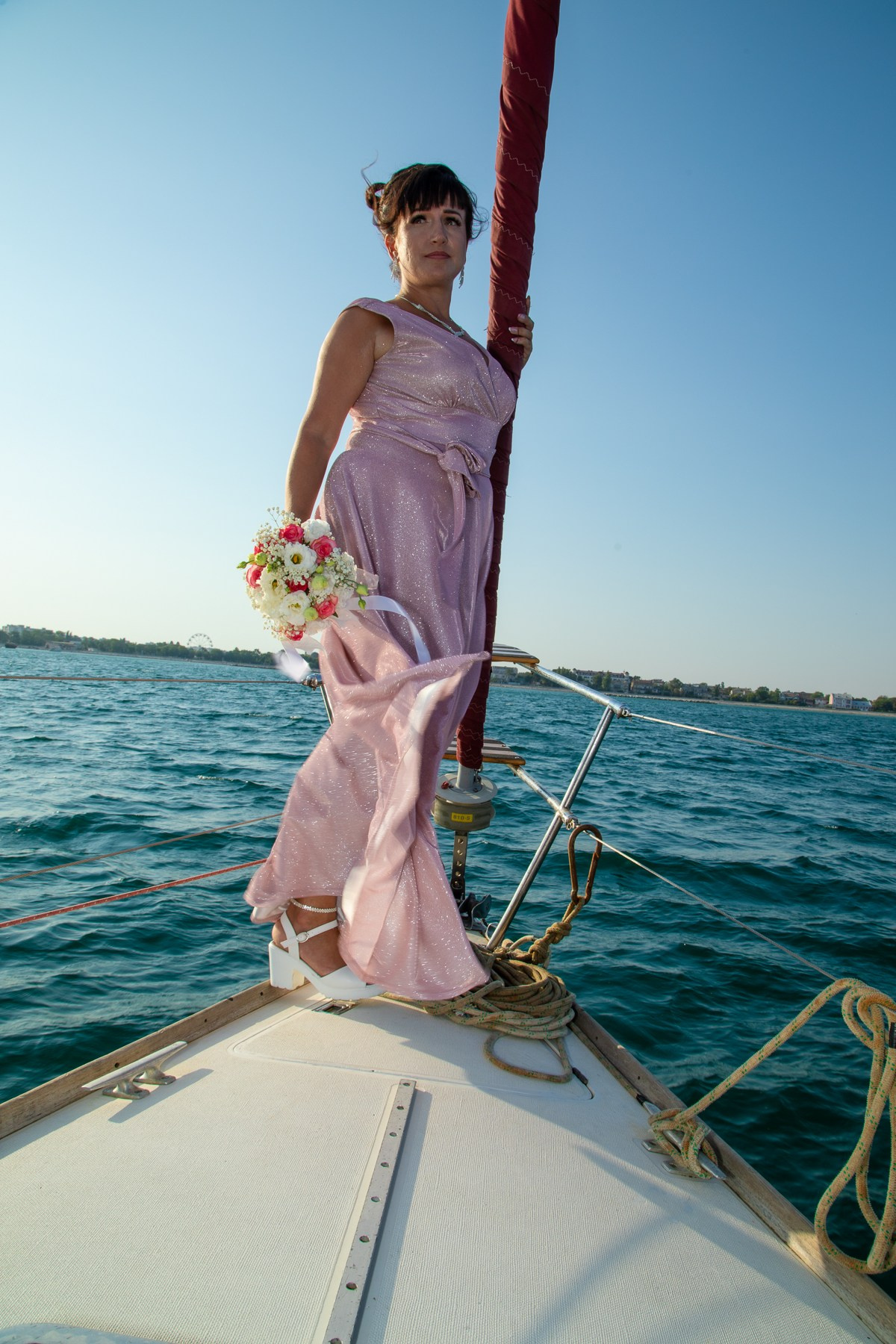 Свадьба на яхте. Фотограф и видеооператор (видеограф) в Евпатории и в Крыму