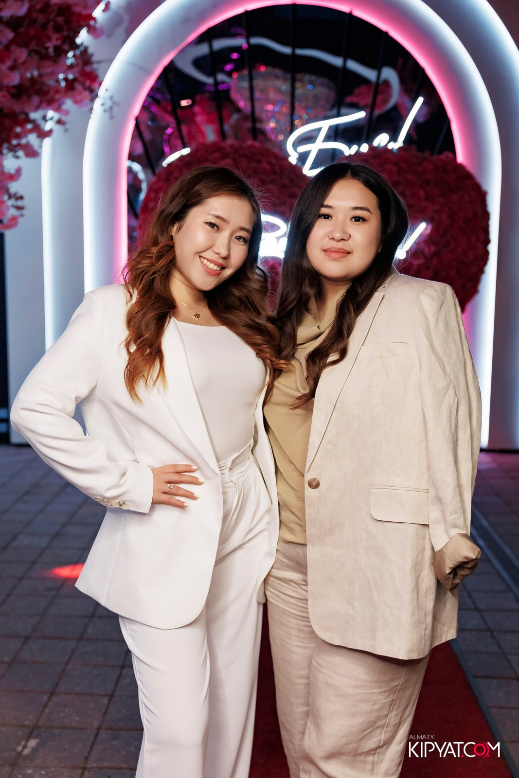 ЗАЯ, НА БИС. КИПЯТКОМ АЛМАТЫ!