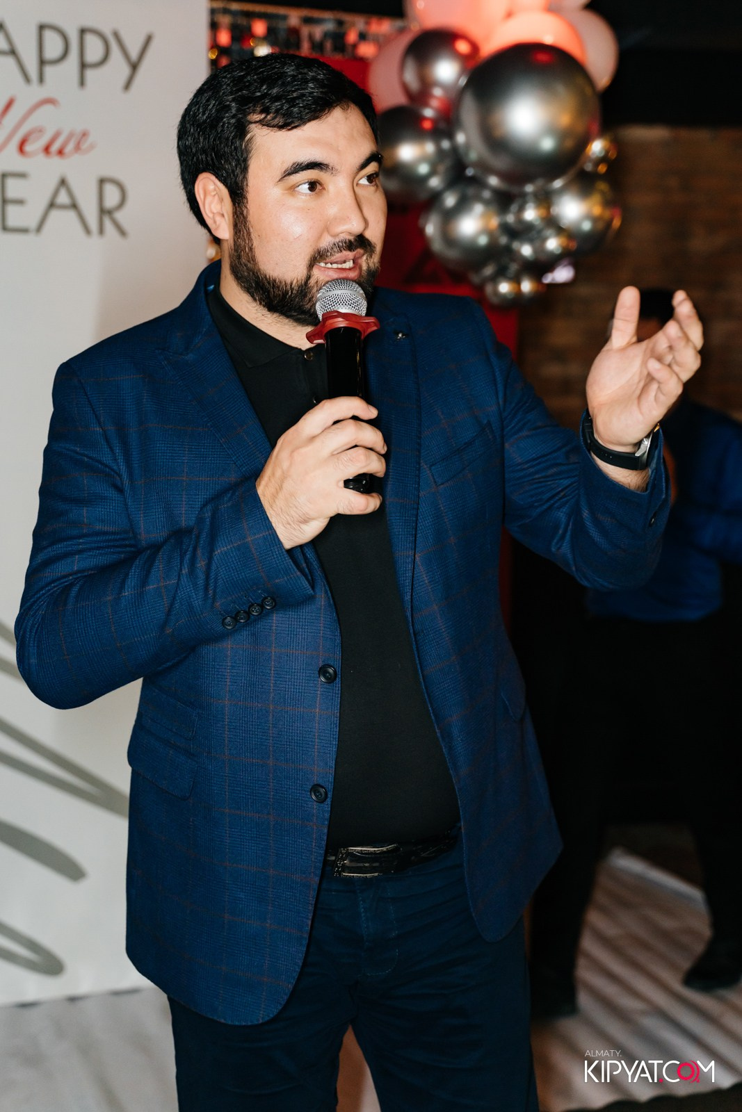 SPACE LOUNGE BAR. КИПЯТКОМ АЛМАТЫ!