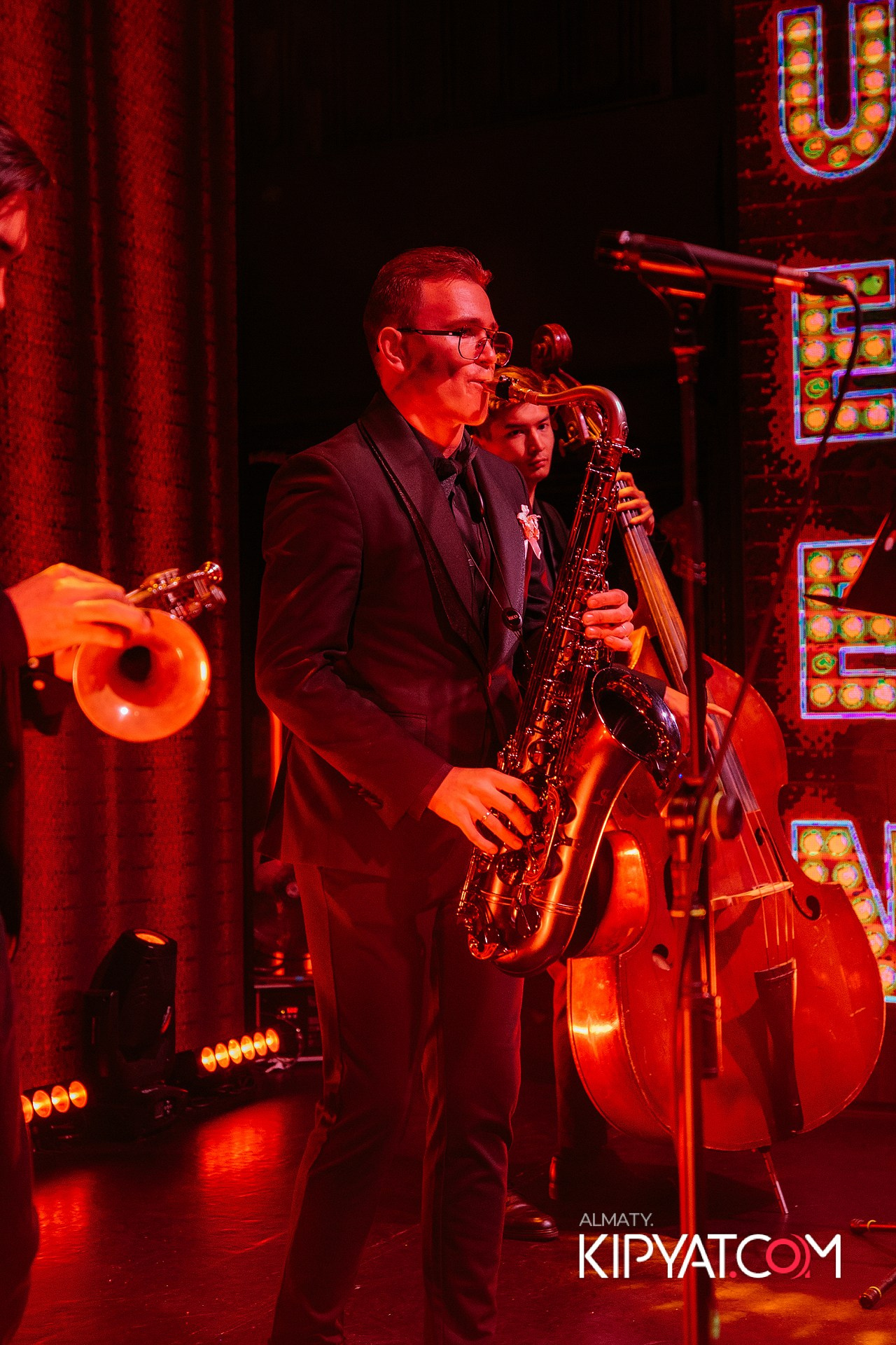 QUEEN. КИПЯТКОМ АЛМАТЫ!