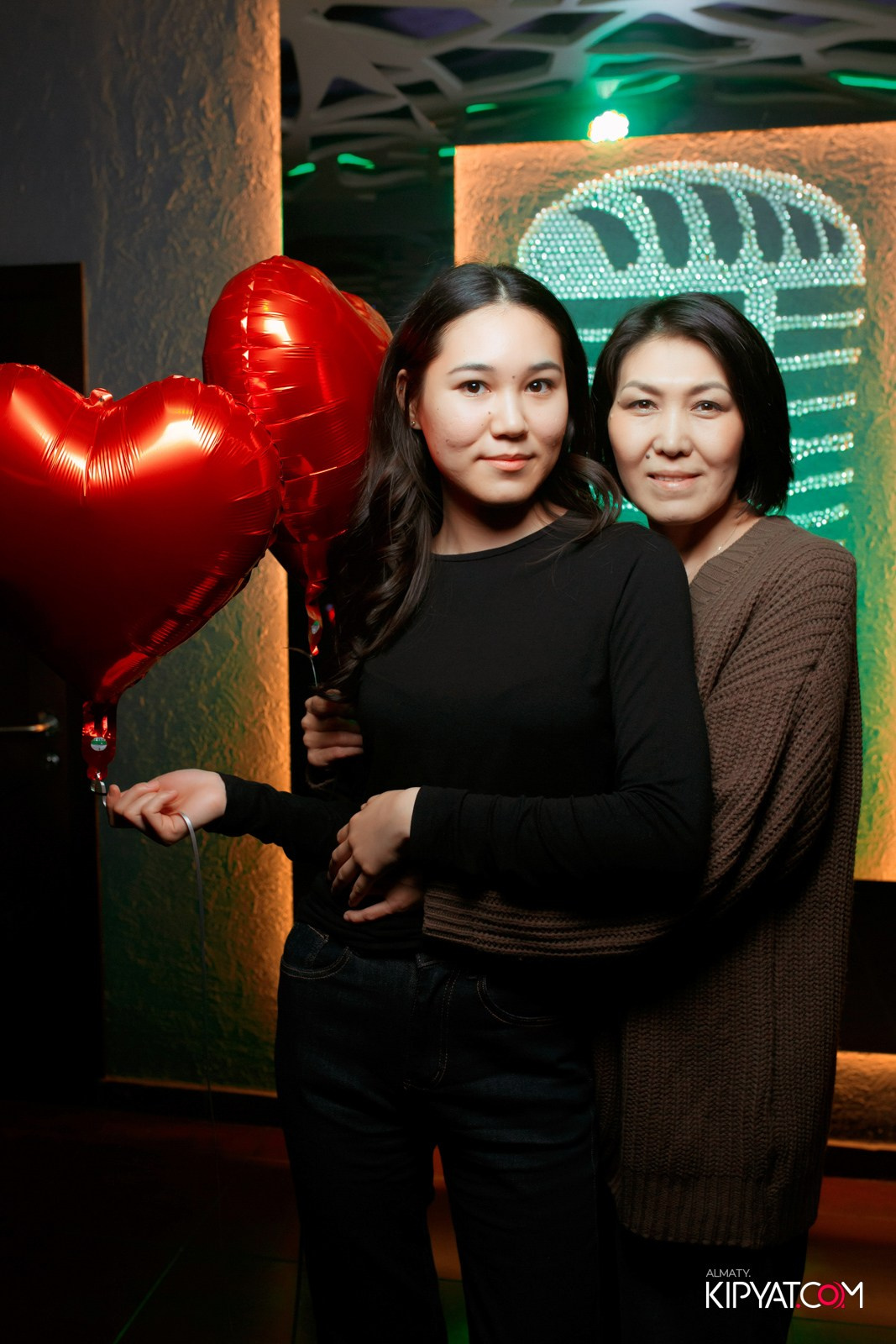 КАРАОКЕ МИКРОФОН. КИПЯТКОМ АЛМАТЫ!