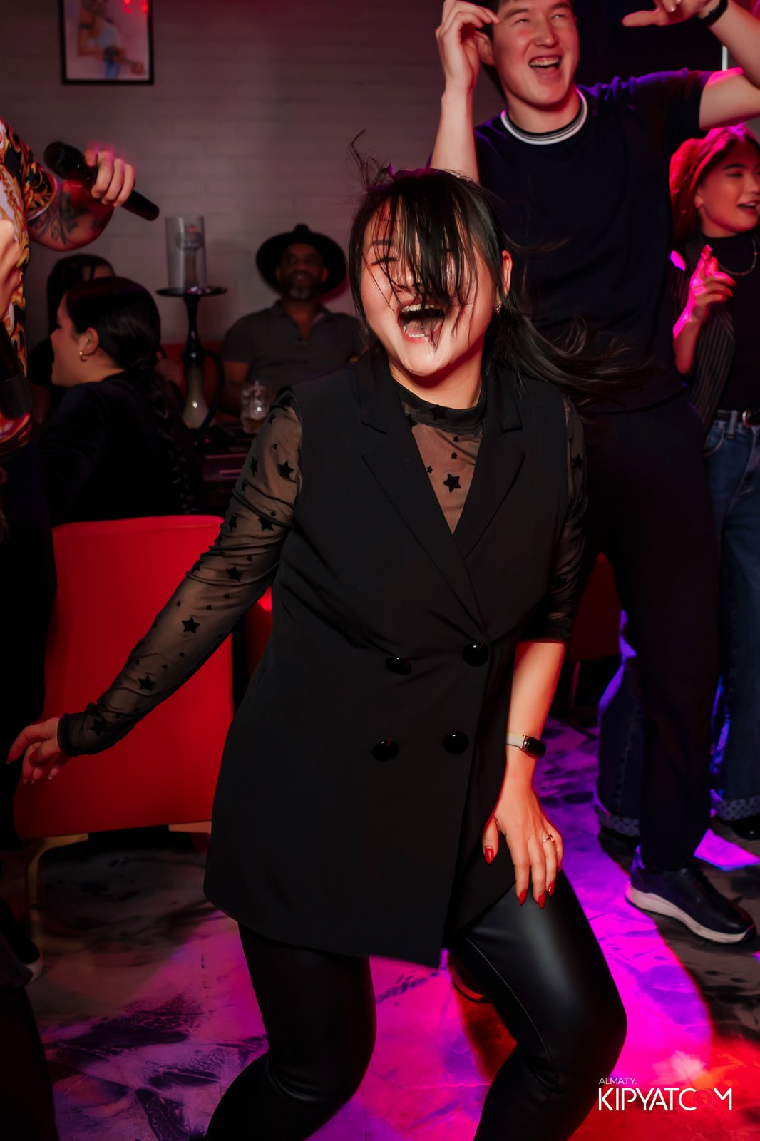 КАРАОКЕ DOREMI. КИПЯТКОМ АЛМАТЫ! Фотосъемка мероприятий в Алматы