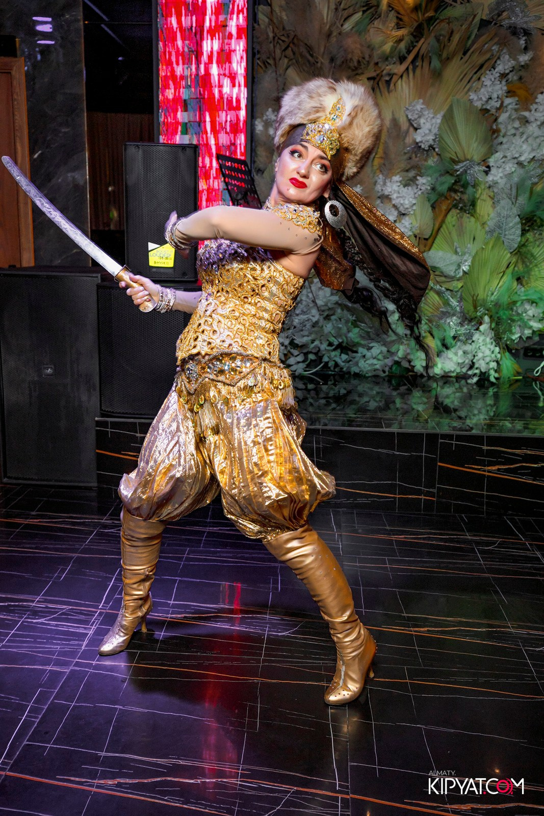 БАР ПАНАЕХАЛИ НА ДОСТЫК. КИПЯТКОМ АЛМАТЫ! Фотосъемка мероприятий в Алматы