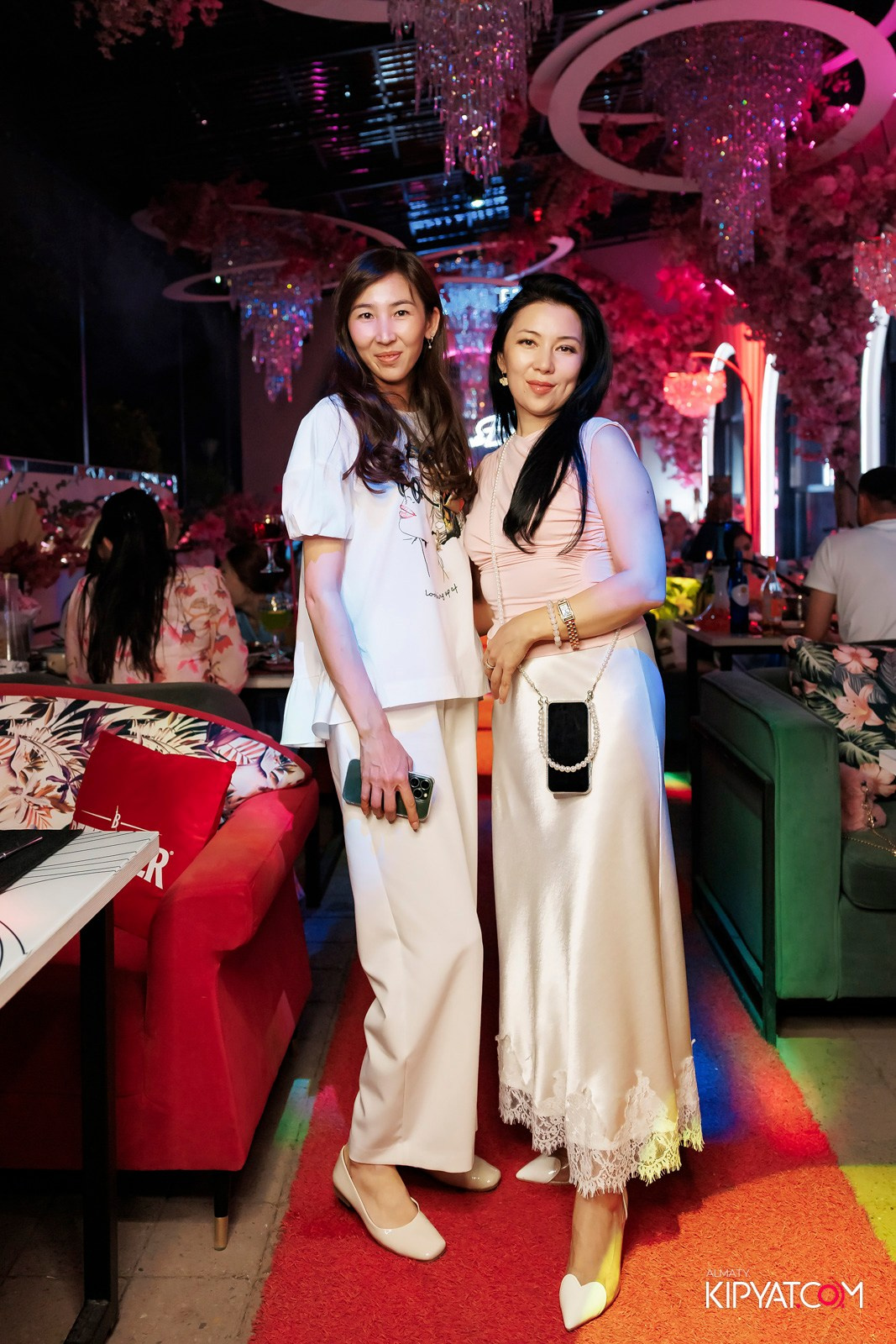 ЗАЯ, НА БИС. КИПЯТКОМ АЛМАТЫ!