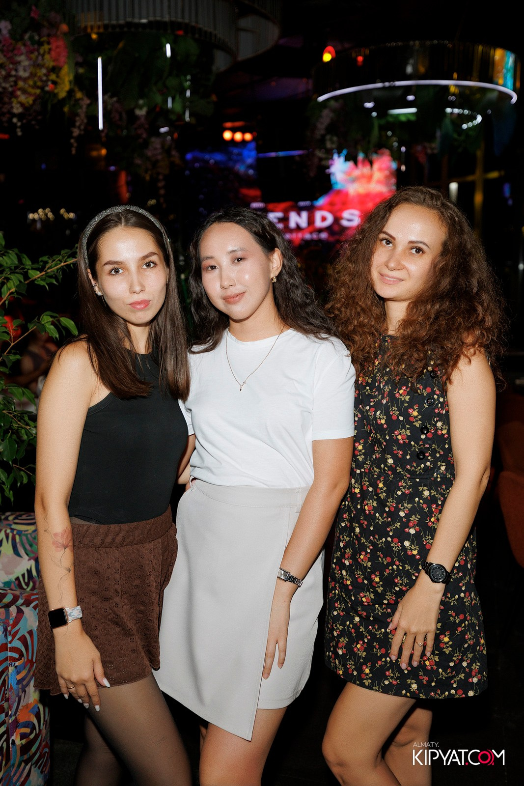 FRIENDS BAR & TERRACE. КИПЯТКОМ АЛМАТЫ! Фотосъемка мероприятий в Алматы