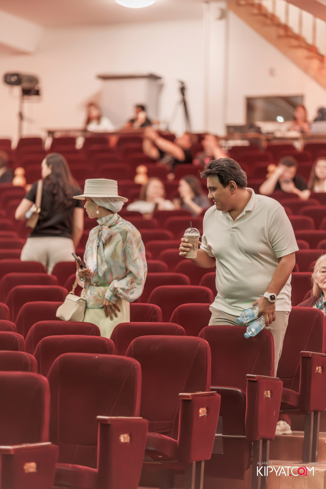 STAND UP КОНЦЕРТ АЛЕКСАНДА МЕРКУЛЬ. КИПЯТКОМ АЛМАТЫ!