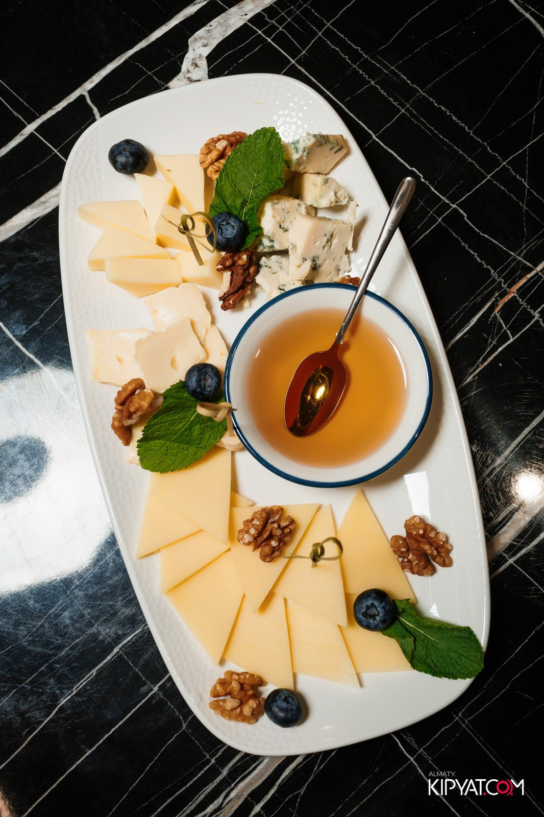 BESHBARMAK PARTY В РЕСТОРАНЕ AZURE. КИПЯТКОМ АЛМАТЫ!