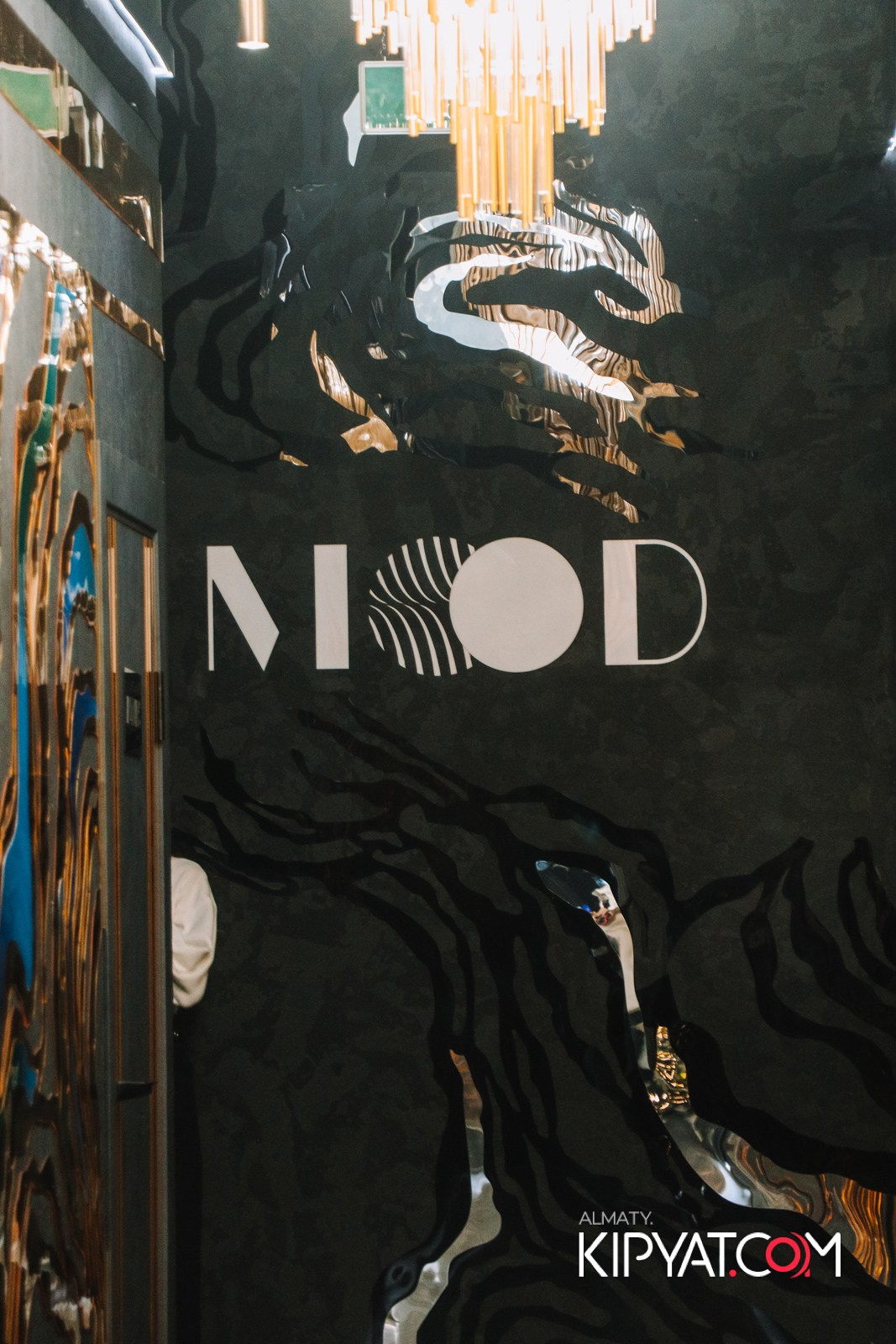 MOOD KARAOKE & TERACCE. КИПЯТКОМ АЛМАТЫ!