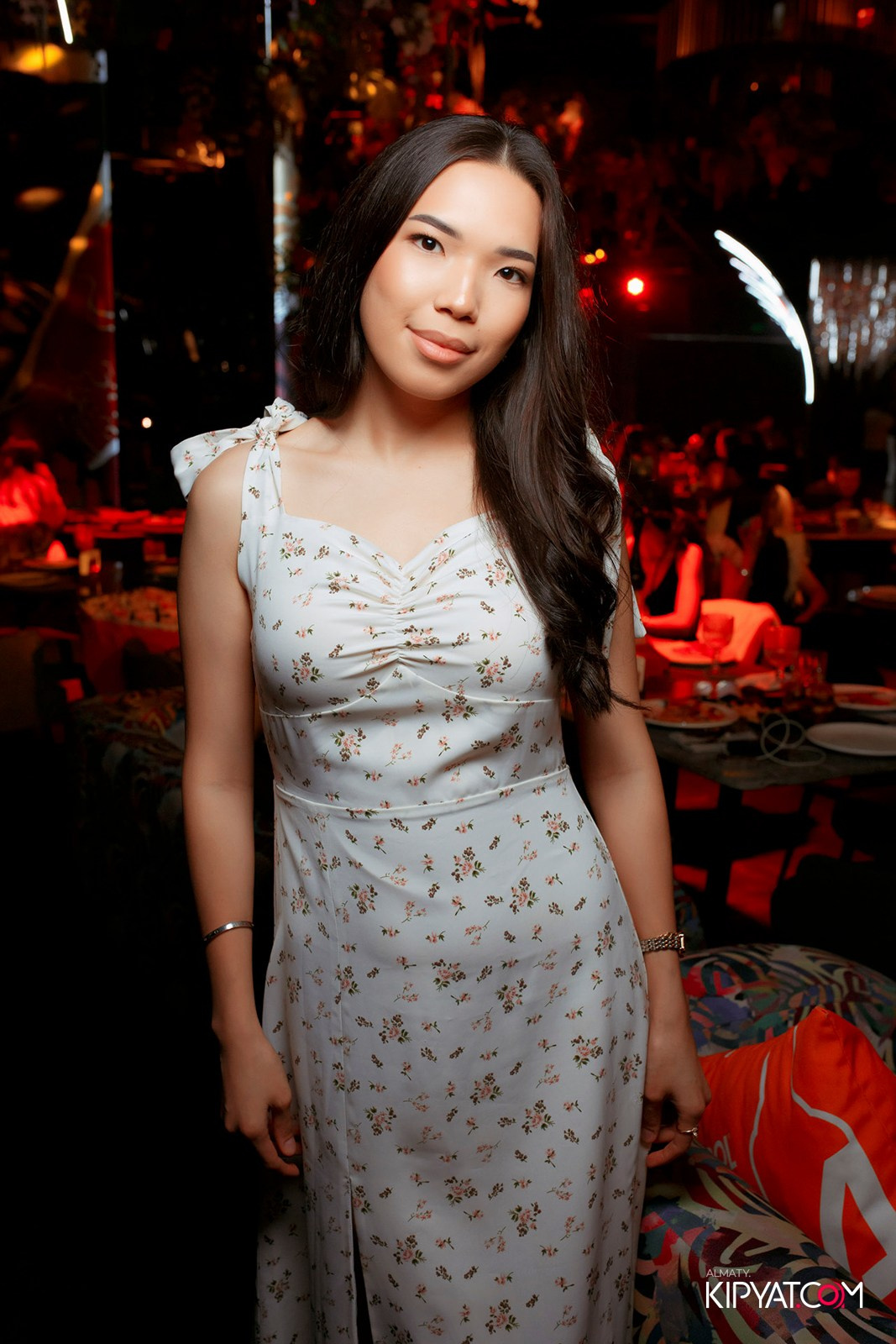 FRIENDS BAR & TERRACE. КИПЯТКОМ АЛМАТЫ! Фотосъемка мероприятий в Алматы