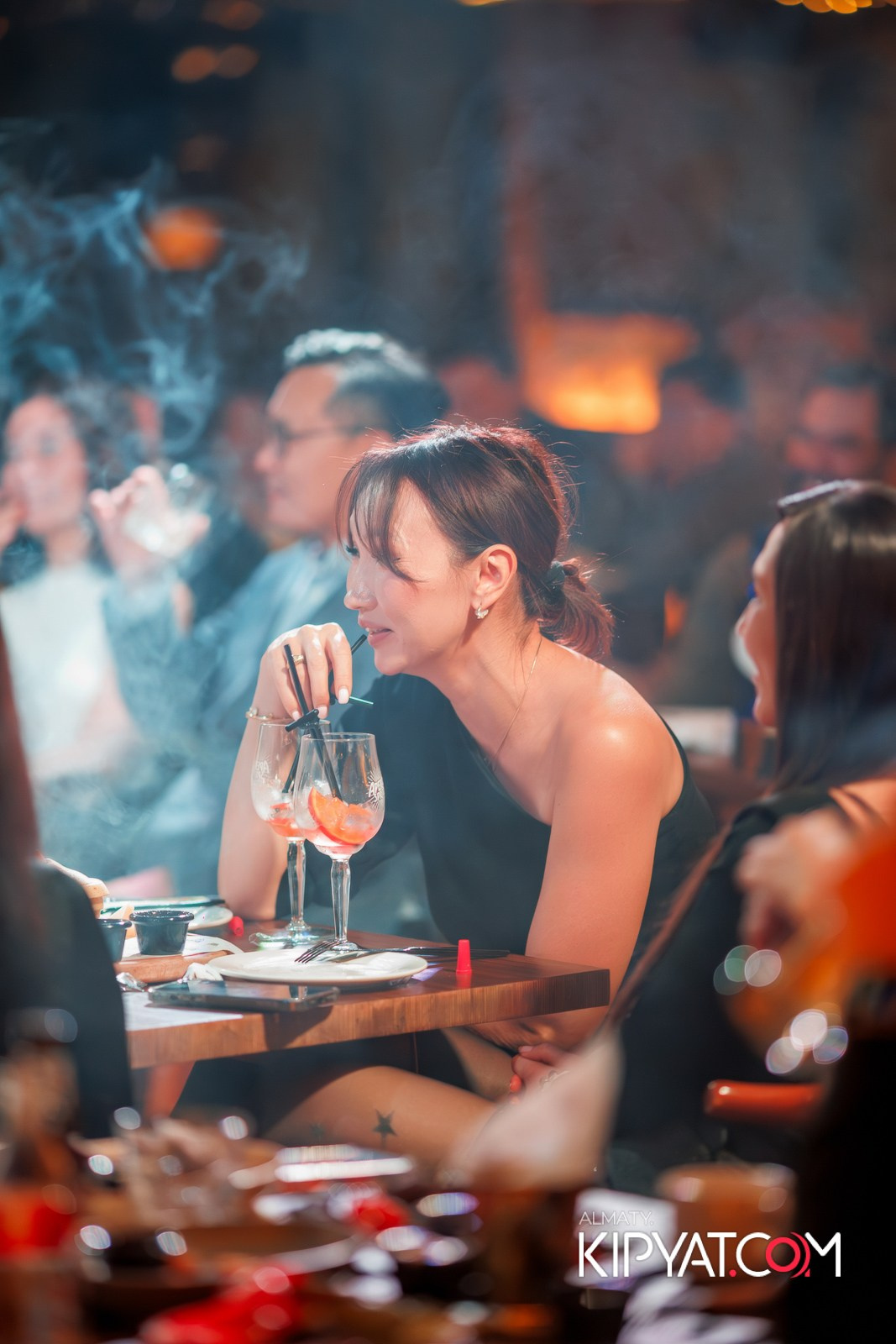 STAND UP КОНЦЕРТ АЛЕКСАНДРА МЕРКУЛЬ. КИПЯТКОМ АЛМАТЫ!