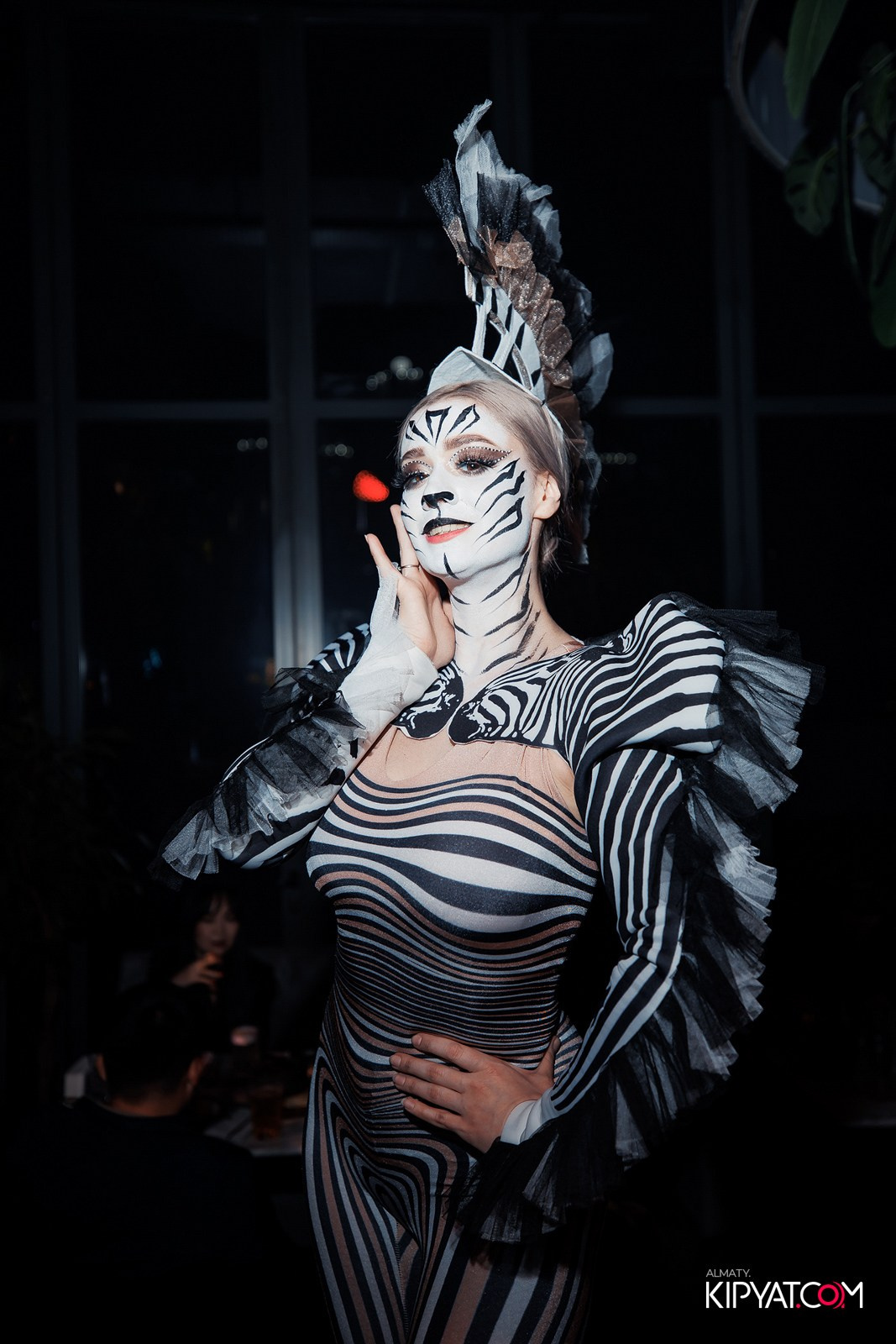 FRIENDS BAR & TERRACE. КИПЯТКОМ АЛМАТЫ!