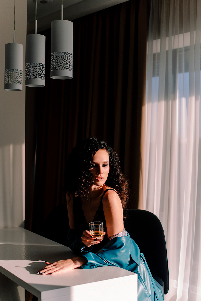 Утро в отеле. Семейный и свадебный фотограф в Рязани Лиза Голованова