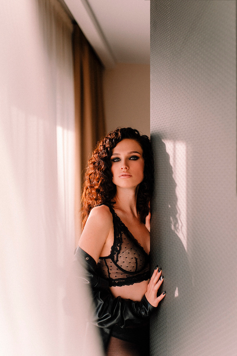 Утро в отеле. Семейный и свадебный фотограф в Рязани Лиза Голованова